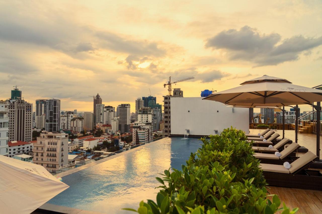 Ocean Hotel พนมเปญ ภายนอก รูปภาพ