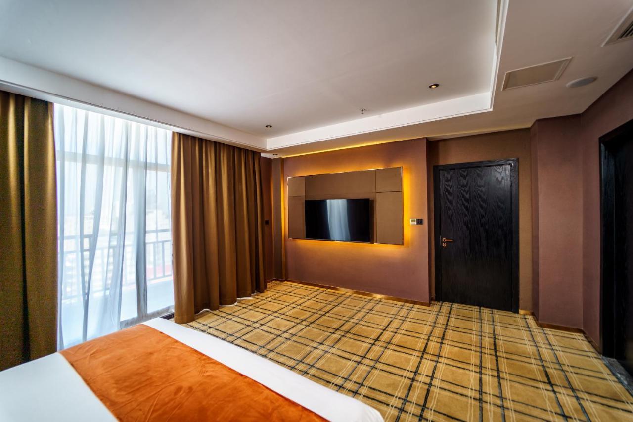 Ocean Hotel พนมเปญ ภายนอก รูปภาพ
