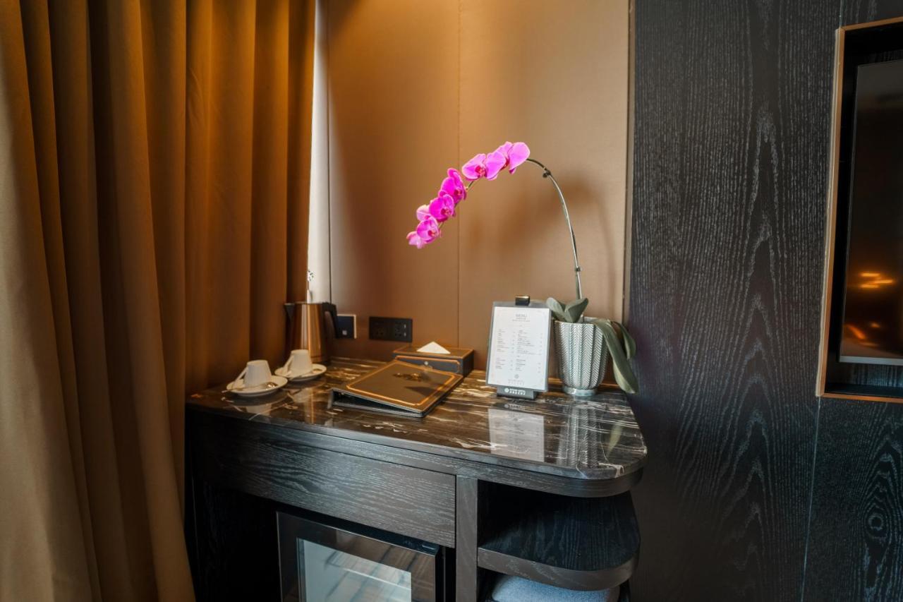 Ocean Hotel พนมเปญ ภายนอก รูปภาพ
