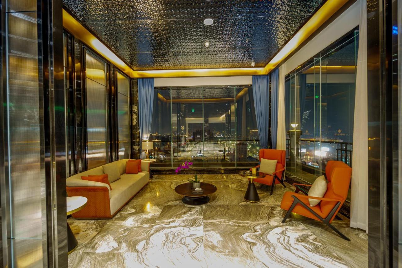 Ocean Hotel พนมเปญ ภายนอก รูปภาพ